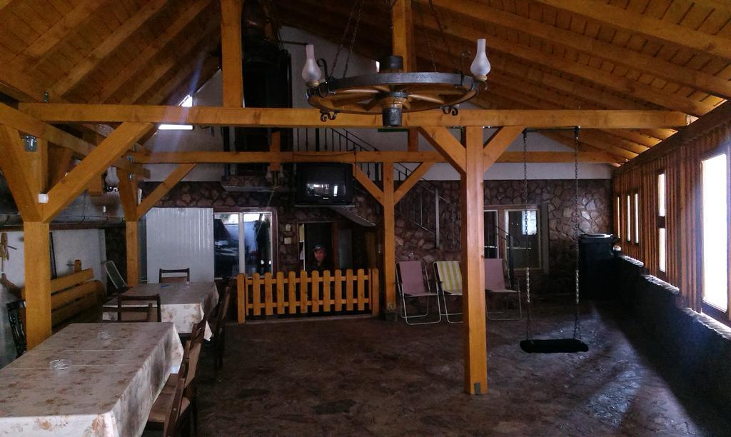 Vila Mihu Hotel Feredőgyógy Kültér fotó