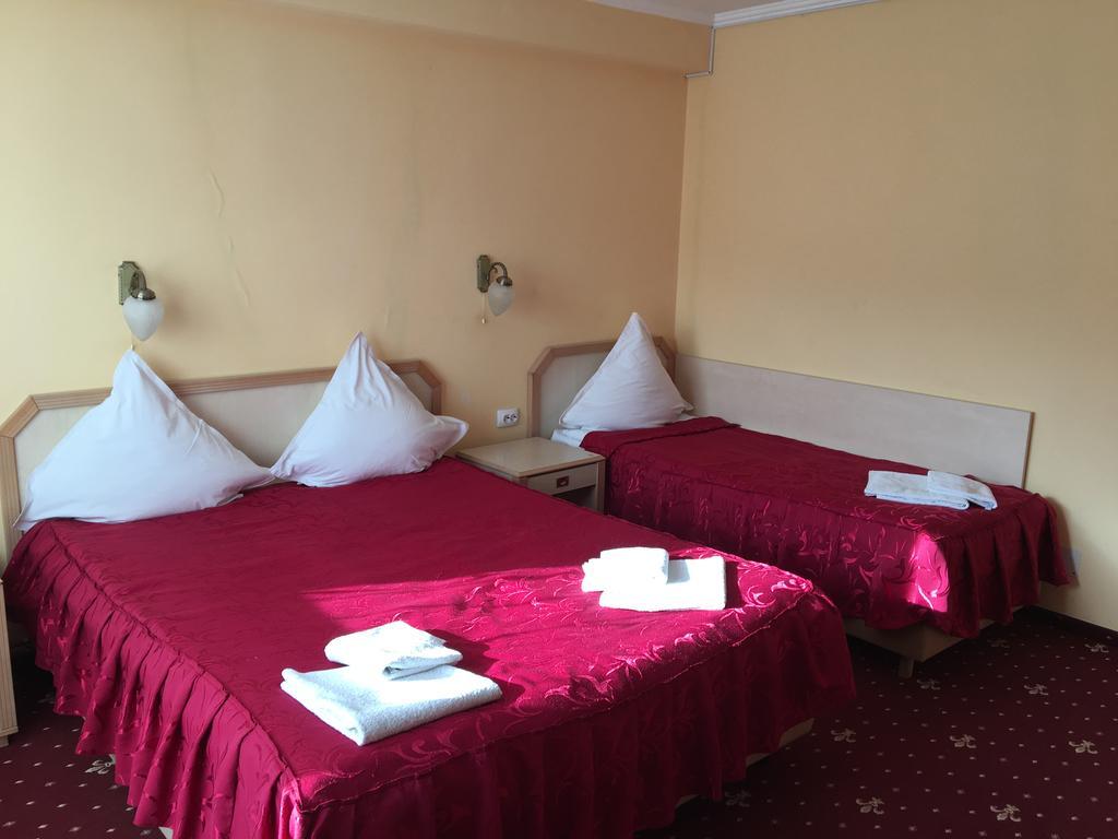 Vila Mihu Hotel Feredőgyógy Kültér fotó